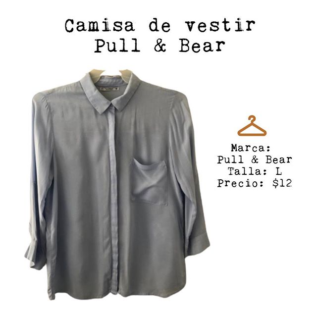 Camisa de vestir color celeste talla L (talla de medium a large) con botones al frente.
Mediano uso.

#prelovedpullnbear #preloved